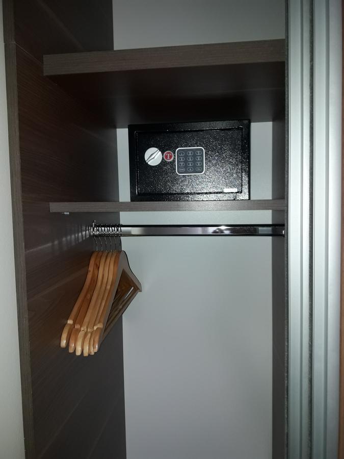 Apartment Poseidon Херцег-Нови Номер фото