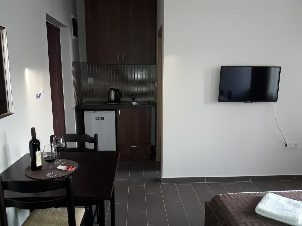 Apartment Poseidon Херцег-Нови Экстерьер фото