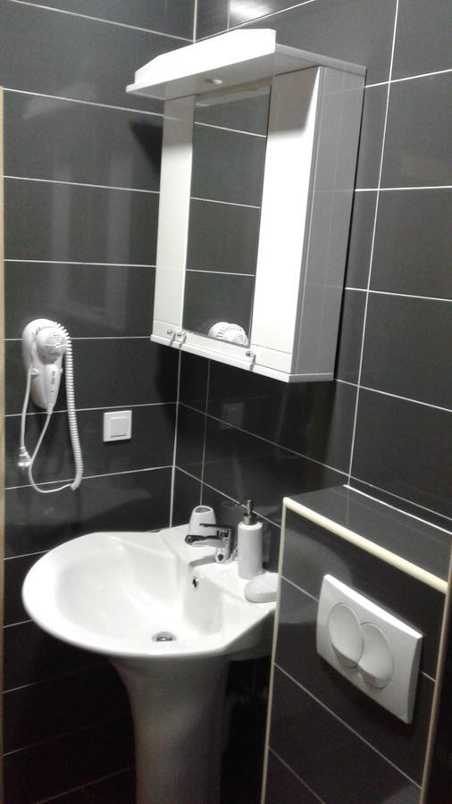 Apartment Poseidon Херцег-Нови Экстерьер фото