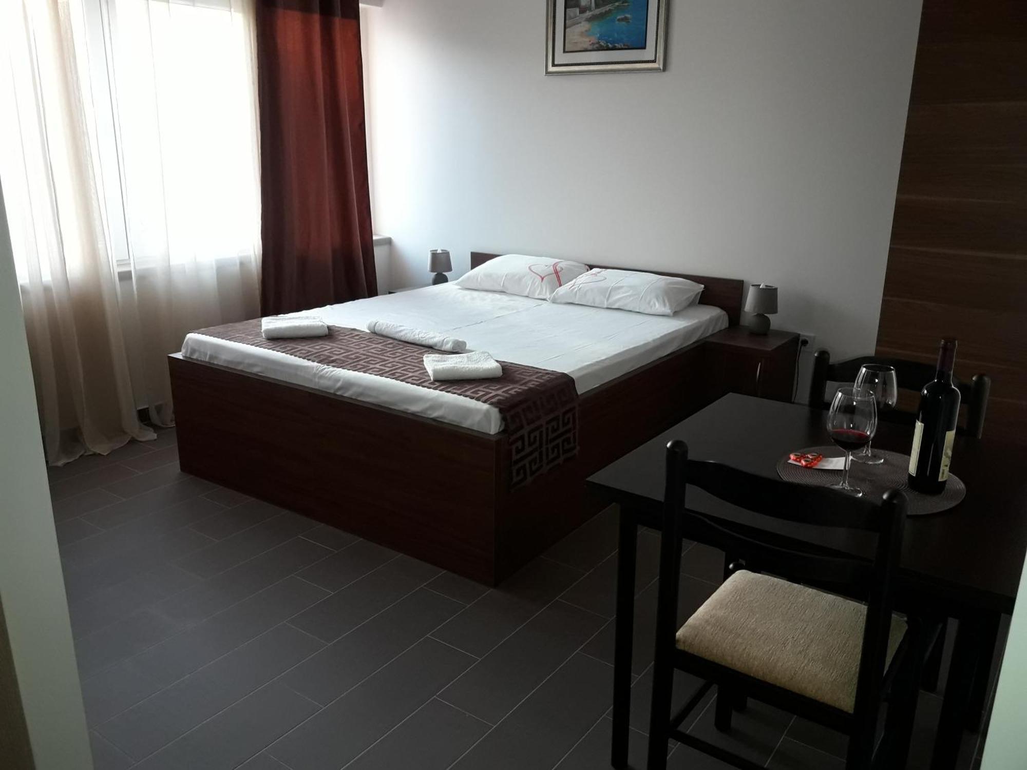 Apartment Poseidon Херцег-Нови Экстерьер фото